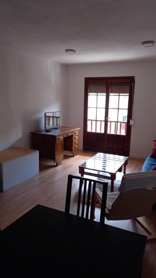 Mym Apartman Riaño Kültér fotó