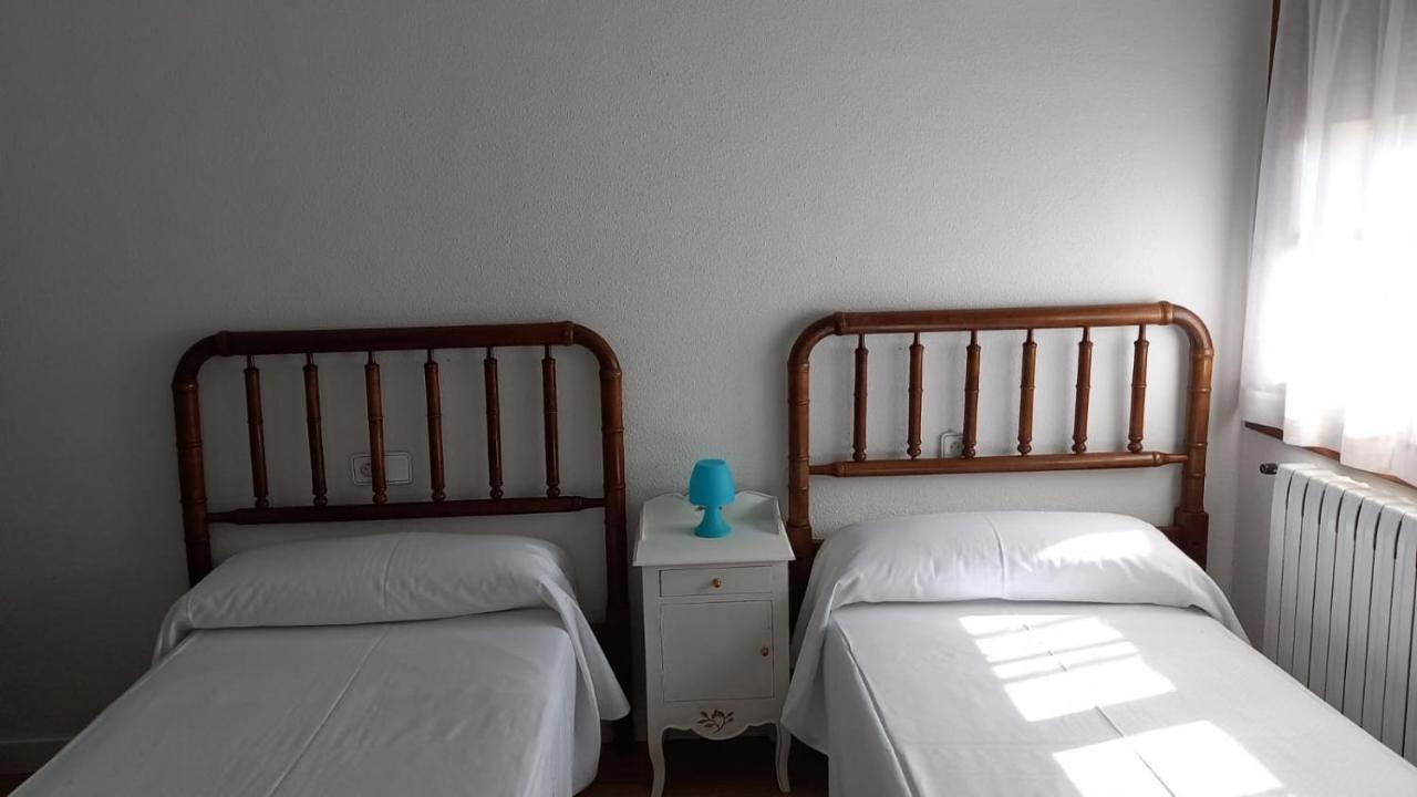 Mym Apartman Riaño Kültér fotó